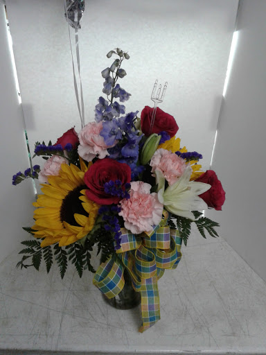 Florist «Every Loving Bloom Florist», reviews and photos, 110 Fairview Ln, Clarksville, TN 37040, USA
