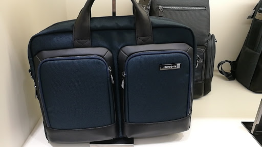 SAMSONITE CENTRAL RAMA 2 DEPARTMANT STORE (LUGGAGE)