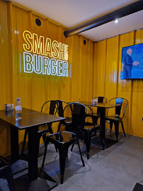 Atmosphère du Restaurant de hamburgers SMASH BURGER PARIS - n°1
