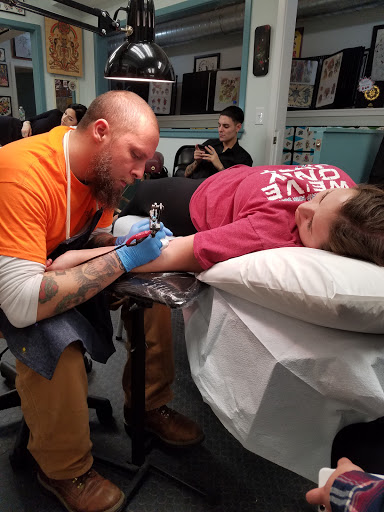 Tattoo Shop «Electric Tattoo», reviews and photos, 605 Lake Ave, Asbury Park, NJ 07712, USA