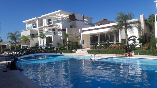 Costa Hermosa Residences