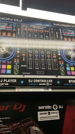 Shopping Mall «Drew 19 Shopping Center», reviews and photos, 21311 US Hwy 19 N, Clearwater, FL 33765, USA