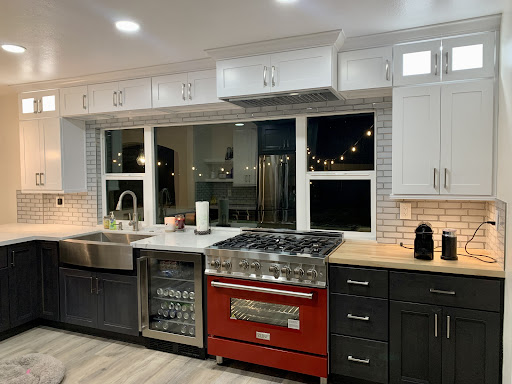 Su Linda Casa Kitchen & Bath Design Center image