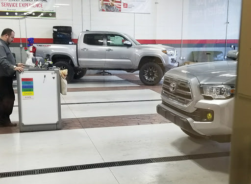 Toyota Dealer «Tony Divino Toyota», reviews and photos, 777 W Riverdale Rd, Riverdale, UT 84405, USA
