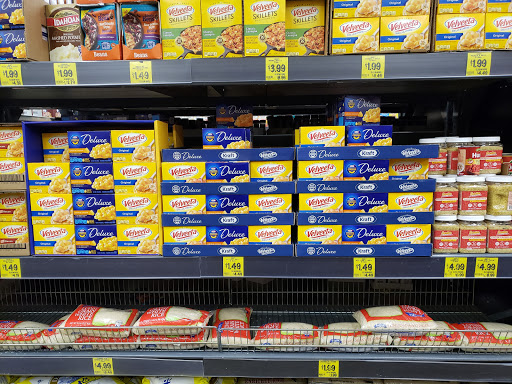 Grocery Store «Grocery Outlet Bargain Market», reviews and photos, 1718 S Main St, Willits, CA 95490, USA