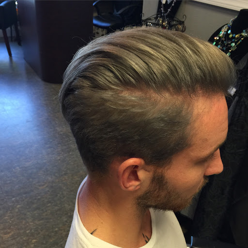 Beauty Salon «Village Vanity», reviews and photos, 135 Deer Park Ave, Babylon, NY 11702, USA