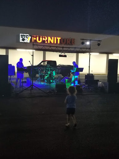 Home Improvement Store «Tractor Supply Co.», reviews and photos, 2028 N Locust Ave, Lawrenceburg, TN 38464, USA