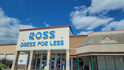 Clothing Store «Ross Dress for Less», reviews and photos, 15301 Manchester Rd, Ballwin, MO 63011, USA