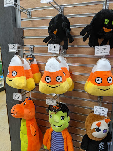 Pet Supply Store «PetSmart», reviews and photos, 162 S Gary Ave, Bloomingdale, IL 60108, USA