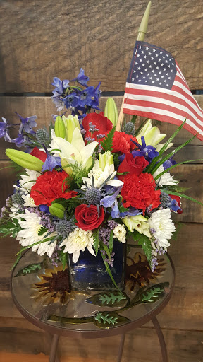 Garden Center «Lake Anna Nursery», reviews and photos, 71 Oak Grove Dr, Mineral, VA 23117, USA