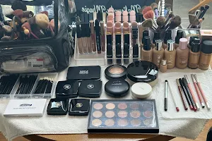 Mhagie Salon & Makeup Studio image