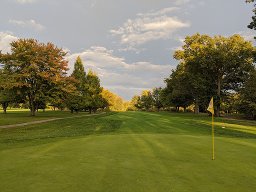 Golf Course «Forest Hills Golf Course», reviews and photos, 41971 Oberlin Elyria Rd, Elyria, OH 44035, USA