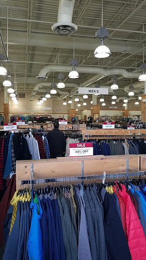 Clothing Store «L.L. Bean Outlet», reviews and photos, 1 Freeport Village Station, Freeport, ME 04033, USA