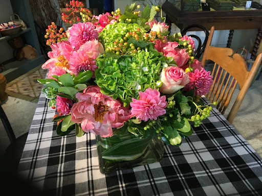 Florist «Annabel Green Flowers», reviews and photos, 28 Cannon Rd, Wilton, CT 06897, USA
