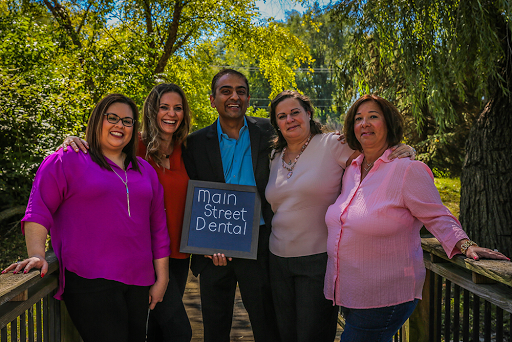 340 W Main St, Carpentersville, IL 60110, USA