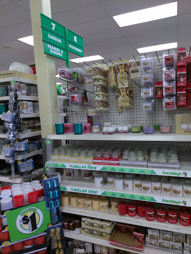 Dollar Store «Dollar Tree», reviews and photos, 4005 Manzanita Ave #32, Carmichael, CA 95608, USA