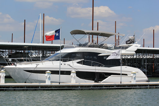 MarineMax Dallas Yacht Center