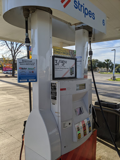 Convenience Store «Stripes», reviews and photos, 2815 E Main St, Uvalde, TX 78801, USA