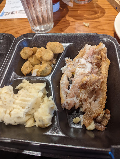 American Restaurant «Cracker Barrel Old Country Store», reviews and photos, 800 N Interstate Dr, Norman, OK 73072, USA