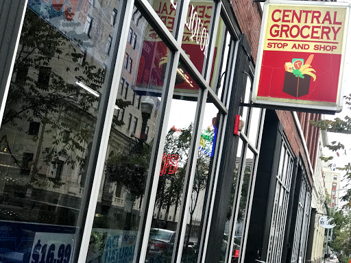 Grocery Store «Central Grocery», reviews and photos, 234 W 3rd St, Davenport, IA 52801, USA