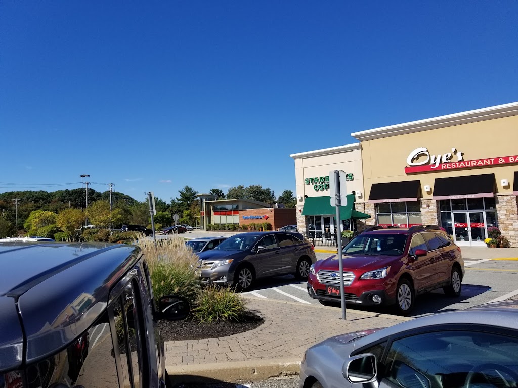 Oye's Restaurant & Bar 01867