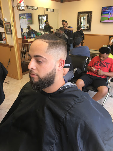 Barber Shop «Prestige Barber Shop», reviews and photos, 892 Hempstead Turnpike, Franklin Square, NY 11010, USA