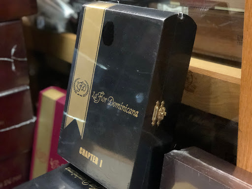 Tobacco Shop «Tobacco City», reviews and photos, 3281 W 115th St, Merrionette Park, IL 60803, USA