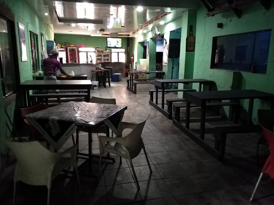 Mikes Lounge