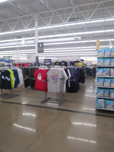 Department Store «Walmart Supercenter», reviews and photos, 12495 IL-143, Highland, IL 62249, USA