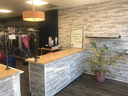 Dry Cleaner «Central Discount Cleaners», reviews and photos, 12230 Harlem Ave, Palos Heights, IL 60463, USA