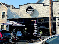 6th City Barbershop & Salon - Photo 4 - Car repair in Cleveland, OH, Cleveland