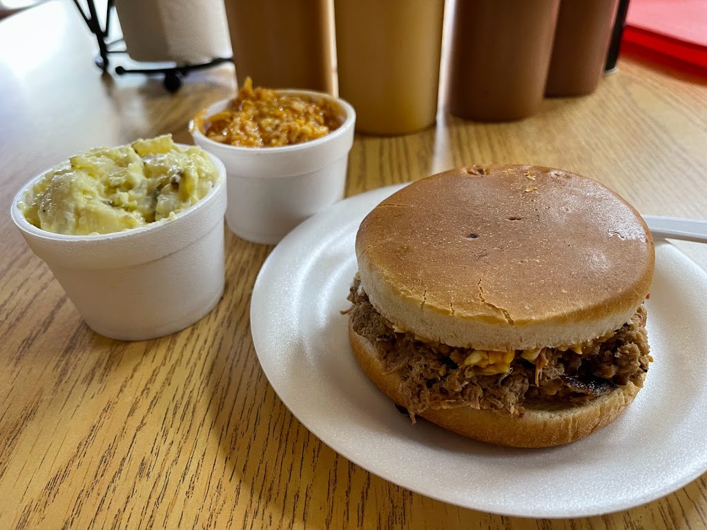 Pepper's Barbeque & Catering 31909