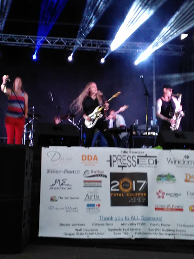 Espresso Bar «Pressed Coffee and Wine Bar», reviews and photos, 788 Main St, Dallas, OR 97338, USA