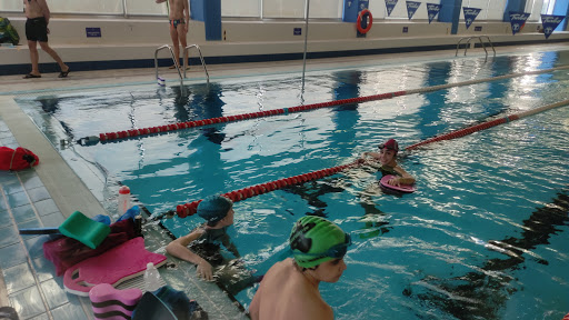 Moralo Club de natación en Navalmoral de la Mata, Cáceres‎