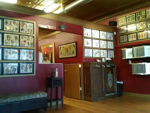 Tattoo Shop «Brass City Tattoo», reviews and photos, 2 Congress Ave, Waterbury, CT 06708, USA