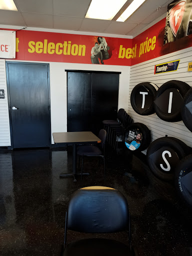 Tire Shop «Tires Plus», reviews and photos, 1500 Ridge Pike, Conshohocken, PA 19428, USA