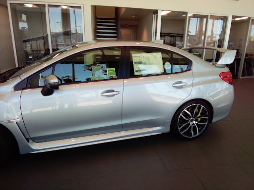 Subaru Dealer «Frank Subaru», reviews and photos