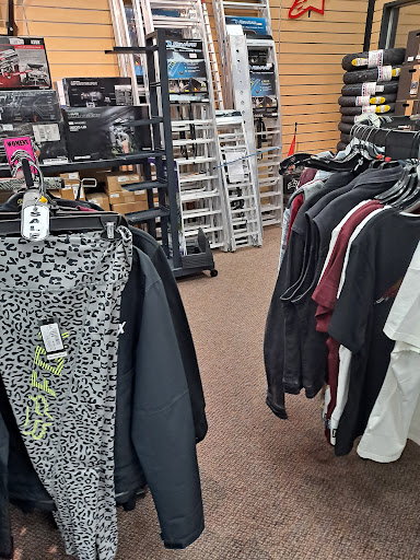 Motorcycle Parts Store «Cycle Gear», reviews and photos, 180 Lancaster Dr NE, Salem, OR 97301, USA