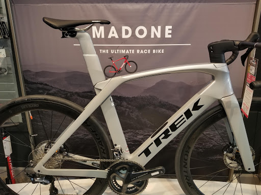 Bicycle Store «Trek Bicycle Store of Estero», reviews and photos, 8001 Plaza del Lago Dr #101, Estero, FL 33928, USA
