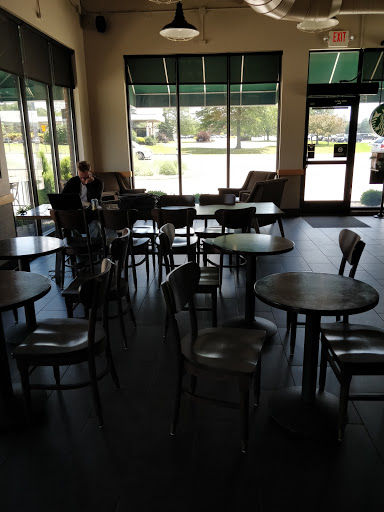 Coffee Shop «Starbucks», reviews and photos, 2495 W State St, Alliance, OH 44601, USA
