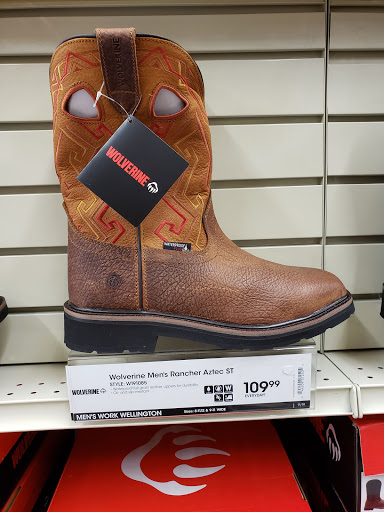 Sporting Goods Store «Academy Sports + Outdoors», reviews and photos, 4215 Jimmy Lee Smith Pkwy Suite 4, Hiram, GA 30141, USA