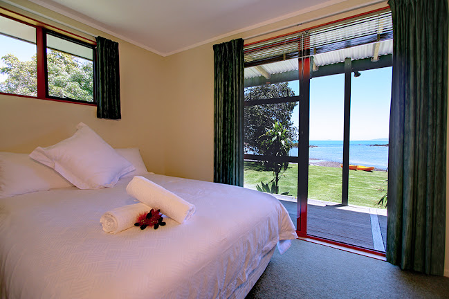 Reviews of Sanctuary in the Cove in Whangarei - Hotel