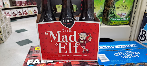 Liquor Store «Wollaston Supreme Liquors», reviews and photos, 615 Hancock St, Quincy, MA 02170, USA