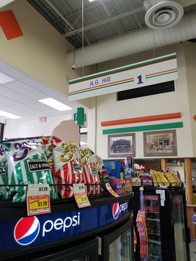 Grocery Store «H G Hill Food Stores», reviews and photos, 2498 TN-49, Pleasant View, TN 37146, USA