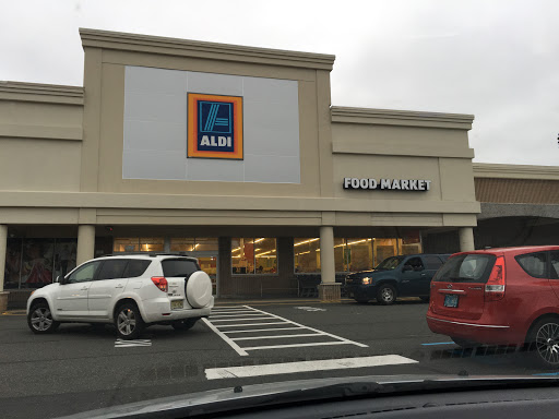 Supermarket «ALDI», reviews and photos, 4 Memorial Dr, Lodi, NJ 07644, USA