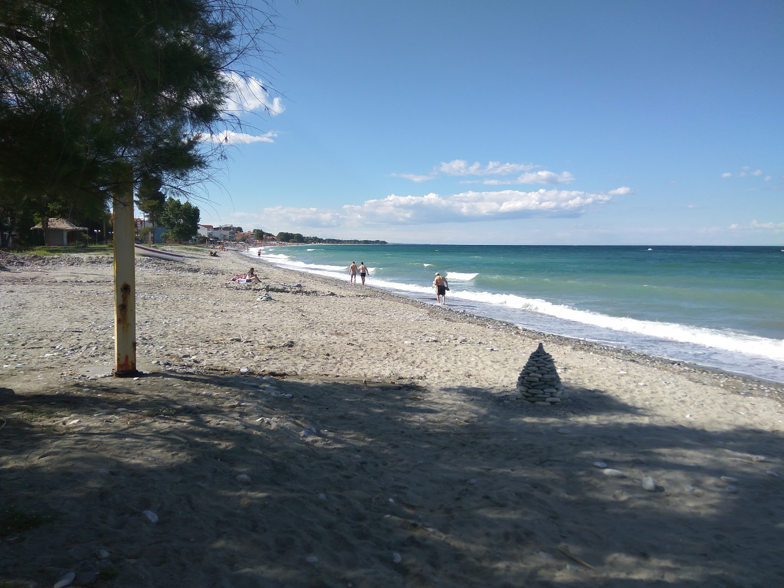 Leptokaria beach III的照片 带有宽敞的海岸