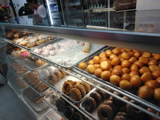Donut Shop «Donut Wheel», reviews and photos, 2017 First St, Livermore, CA 94550, USA