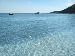 Foto di Meria beach e l'insediamento