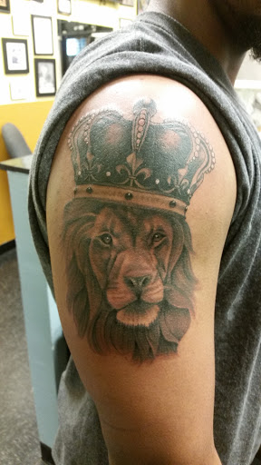 Explore small patchwork tattoo ideas, creative tattoo ideas in Goose Creek, available at Blu Gorilla Goose Creek