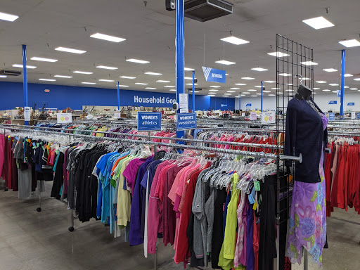 Thrift Store «Volunteers of America Thrift Store», reviews and photos, 1135 N Belsay Rd, Burton, MI 48509, USA